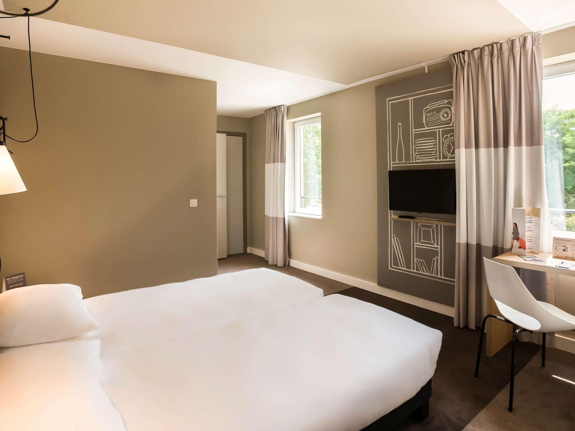 Ibis Wavre Brussels East Hotel Exterior photo